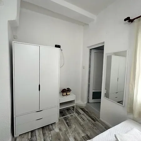 Hostel Denizati Pension *