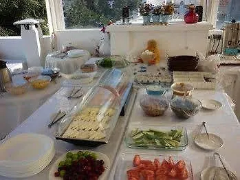 دينيزاتي بنسيون بيت شباب *