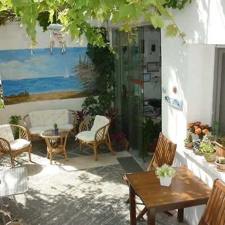 دينيزاتي بنسيون بيت شباب *